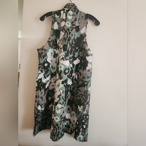 Adidas Graphic Dress CAMO green/ white BNWT - Picture 2 of 6